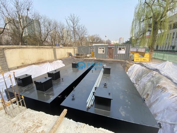 定州地埋污水處理設(shè)備安裝調(diào)試現(xiàn)場(chǎng)