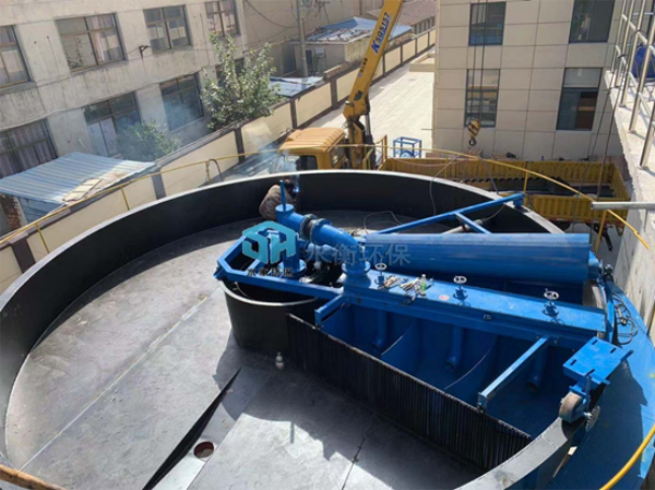 河南淺層氣浮機(jī)安裝調(diào)試現(xiàn)場(chǎng)