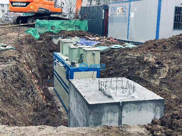 安徽省阜陽(yáng)市污水處理設(shè)備安裝完畢